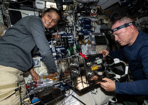 Astronaut NASA Terjebak di ISS
